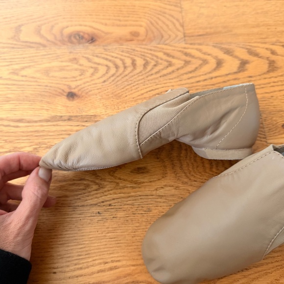 NWOT BLOCH Childrens Leather Elasta Jazz Booties (Size 2.5) - Picture 5 of 9